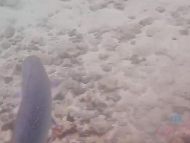 Car POV with wet girlfriend Hime Marie 