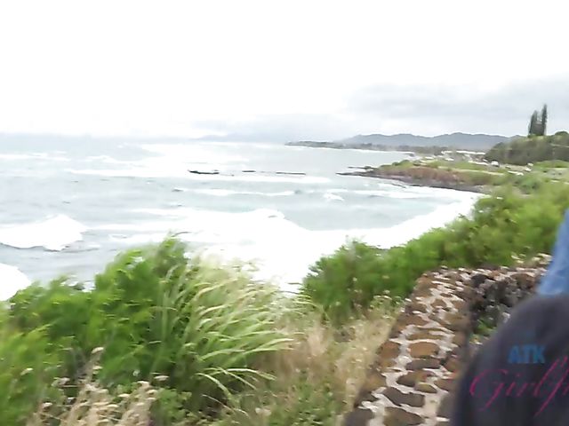 Car POV with wet girlfriend Hime Marie 