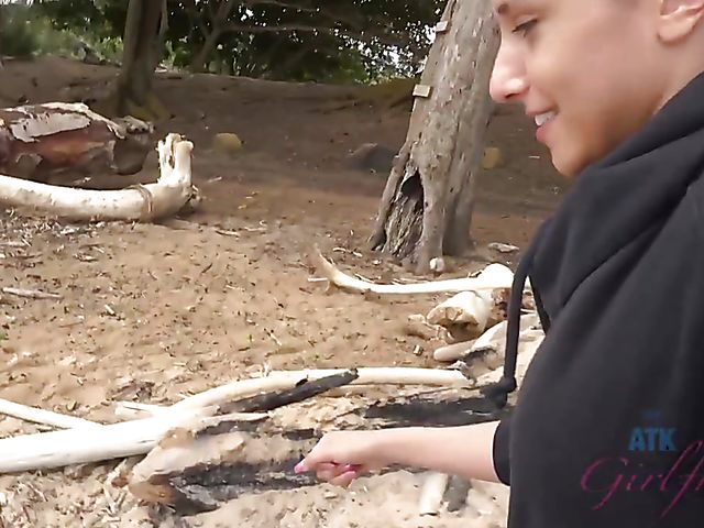 Car POV with wet girlfriend Hime Marie 