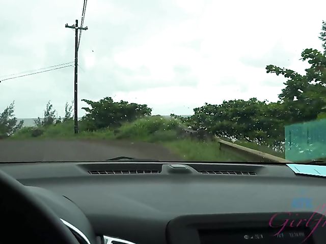 Car POV with wet girlfriend Hime Marie 