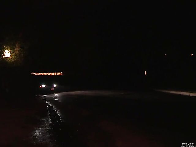 Dana Vespoli & Phoenix Marie - Lesbian ass fetish