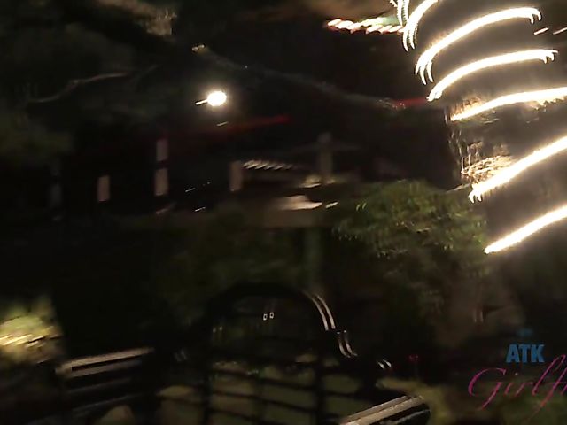 Brooke Haze showing pussy to her boyfriend