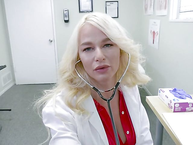 MILF doctor London River shows her juggs and plays with herself