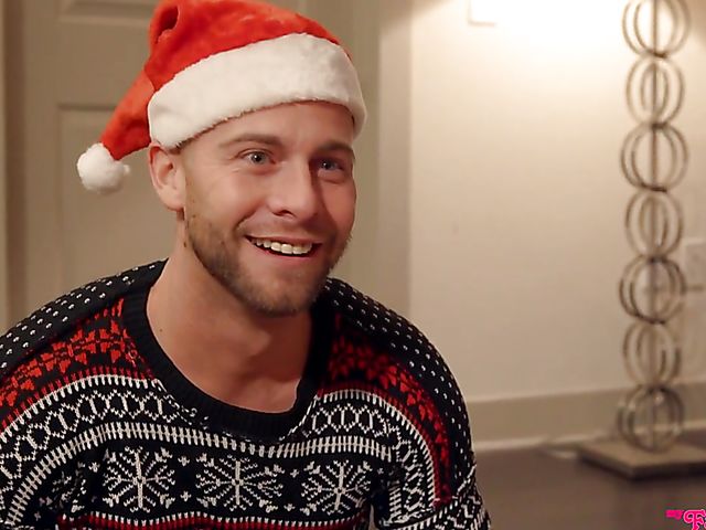 Christmas fuck with Kacie Castle and Vina Sky