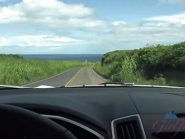 Asian ATK girlfriend Vina Sky gets naughty 