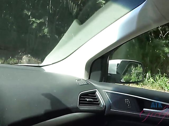 Asian ATK girlfriend Vina Sky gets naughty 