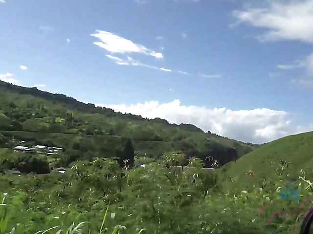 Asian ATK girlfriend Vina Sky gets naughty 