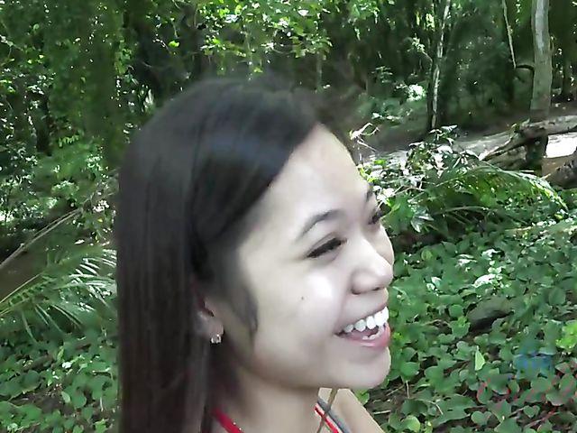 Asian ATK girlfriend Vina Sky gets naughty 