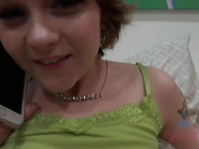 Big clit girlfriend Lucy Valentine gets shagged