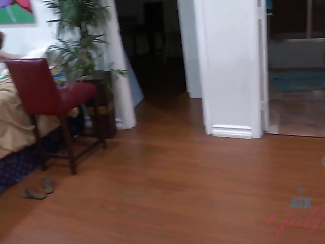 Big clit girlfriend Lucy Valentine gets shagged