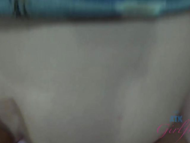 Big clit girlfriend Lucy Valentine gets shagged