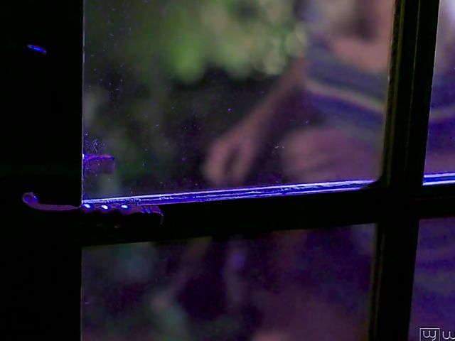 Lily Rader and Carter Cruise lesbian lovestory