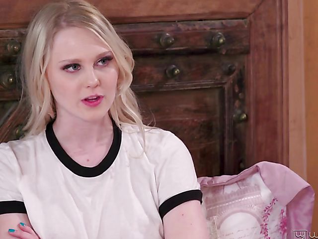 Lily Rader and Carter Cruise lesbian lovestory