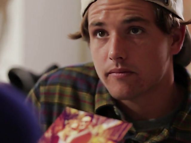 Beautiful MILF Jessica Drake fucks a boy on Christmas