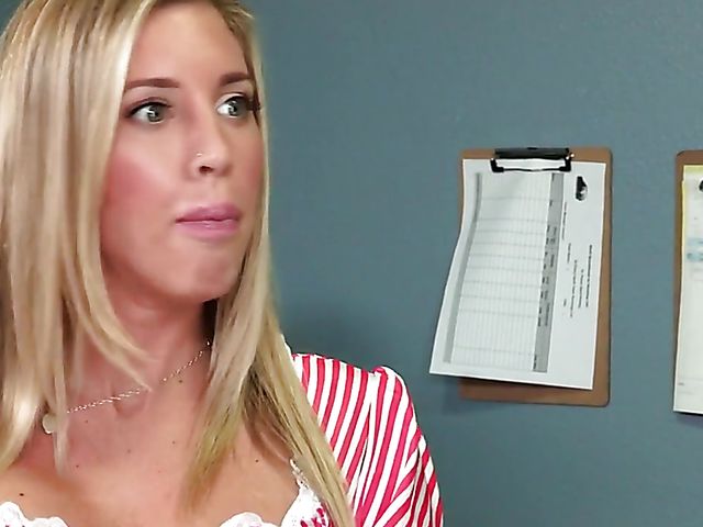 Big tit lady Brooklyn Chase fucks the doctor