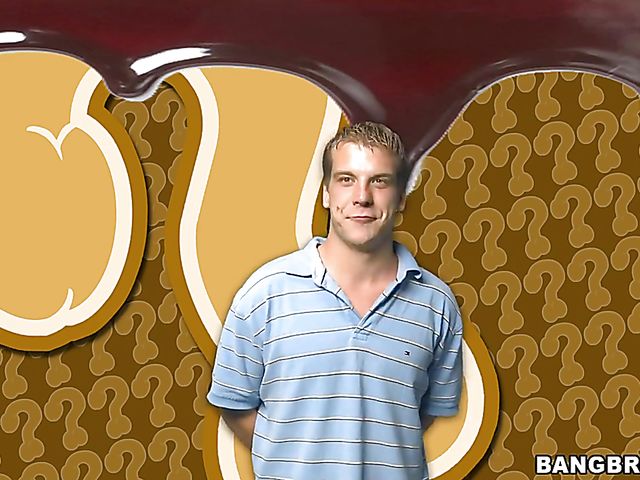 Pornstar fucks fan challenge with Loni Evans