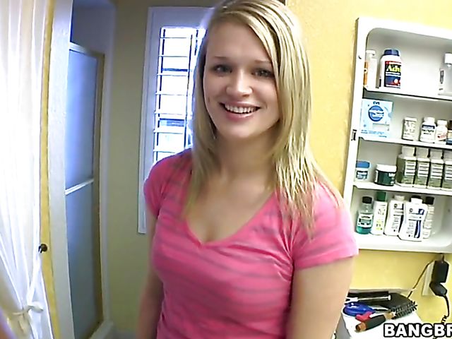 Teen handjob with innocent looking Heather Starlet