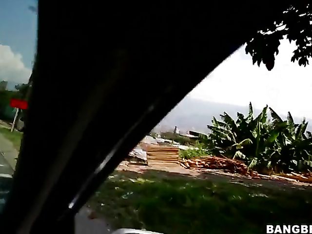 Car sex with sweet Colombian slut Suzan