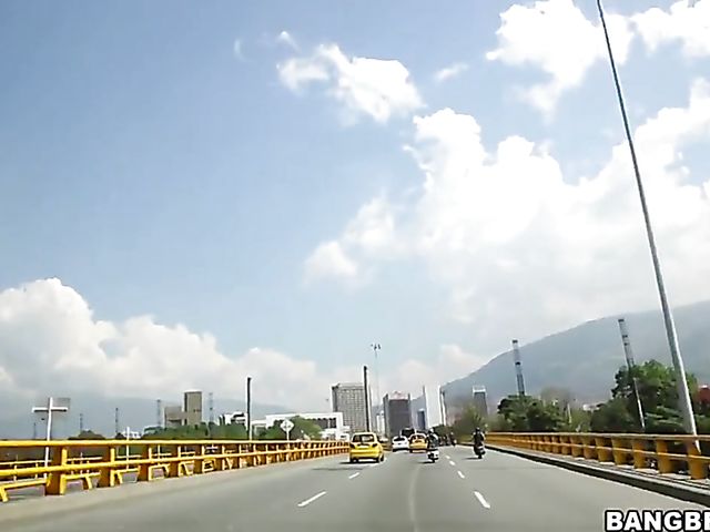 Car sex with sweet Colombian slut Suzan