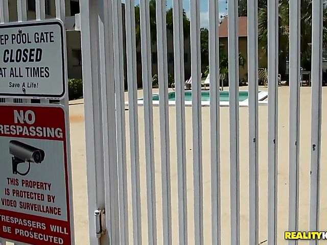 Big tits bikini girl Jenni Blaze loves that dick