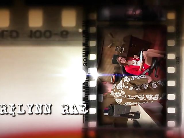 Bedtime with huge tits blonde Summer Brielle