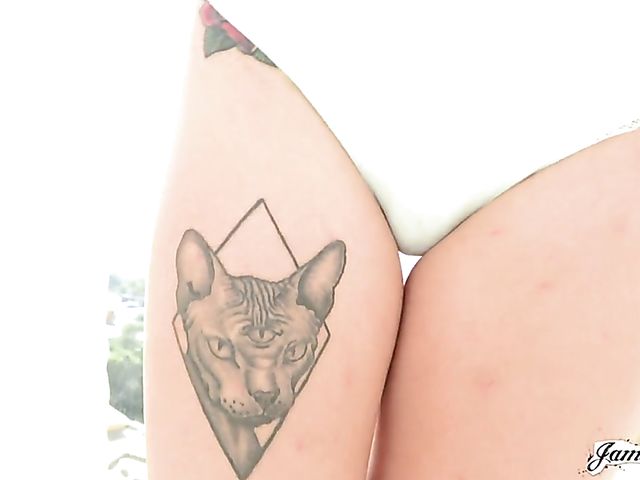 Rosalyn Sphinx - Teen hardcore session with James Deen