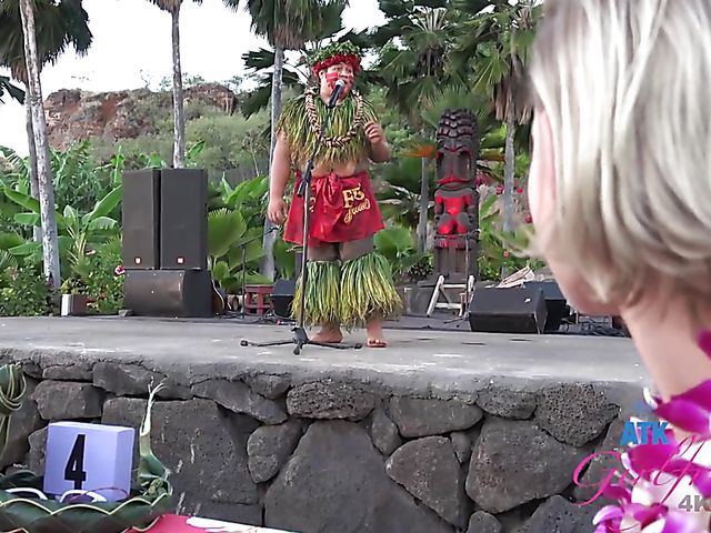 A day with blonde skinny GF Emma Hix