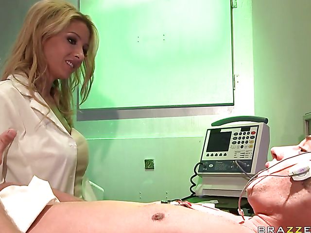 Busty doctor Natalie Vegas reanimates the cock