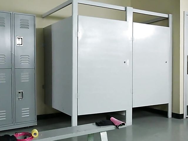 Fuckable sporty teen with juicy titties Keisha Grey