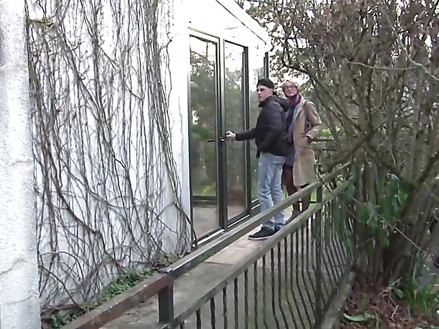 French anal with big breasted mom Diane