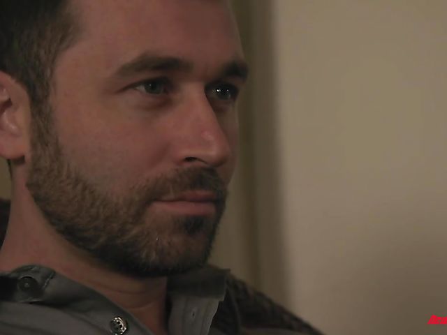 Emma Hix's pretty pussy is for James Deen 