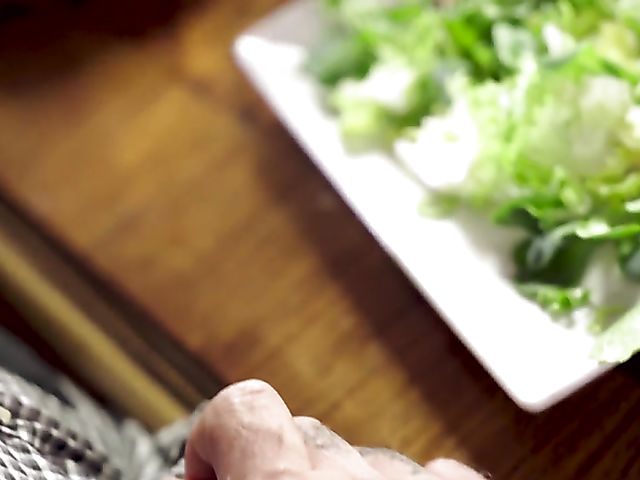 Venus Afrodita - Blow job under the table on dinner