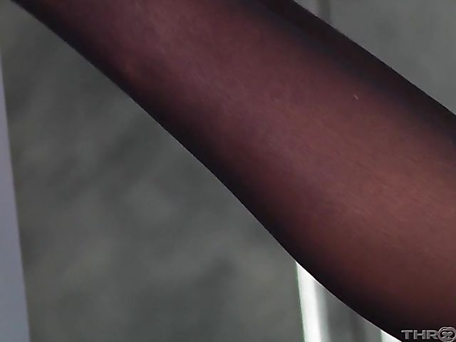 Teen deepthroat slut Gianna Dior  is highly skilled