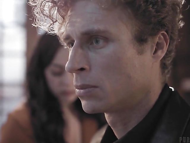 Whitney Wright gets fucked hard by Michael Vegas