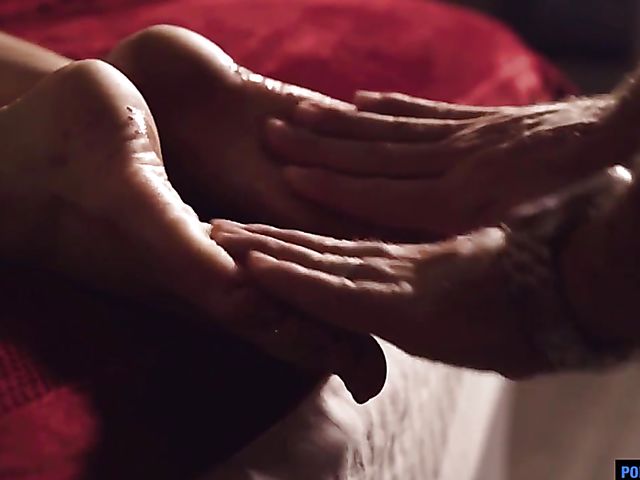 Lilly Ford - Teen fucked really hard in bed