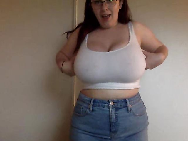 Monster boobs fattie in wet-t-shirt