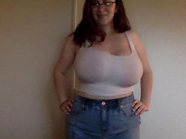 Monster boobs fattie in wet-t-shirt