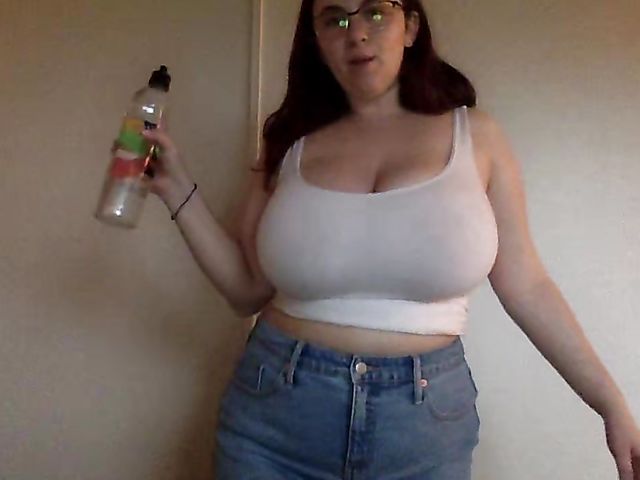 Monster boobs fattie in wet-t-shirt