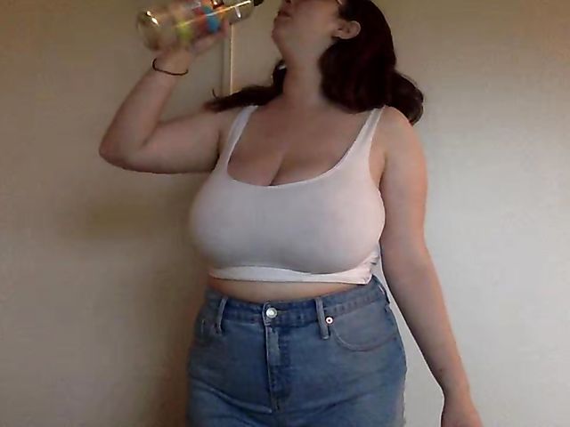 Monster boobs fattie in wet-t-shirt