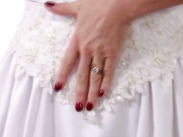 Insane triple anal penetration with MILF bride Veronica Avluv 