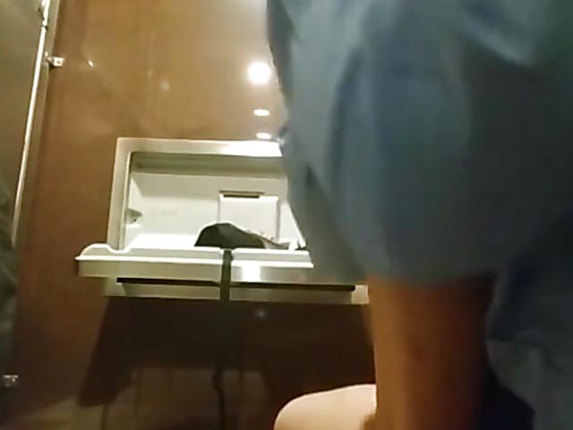 Toilet sex with his super sexy secretary