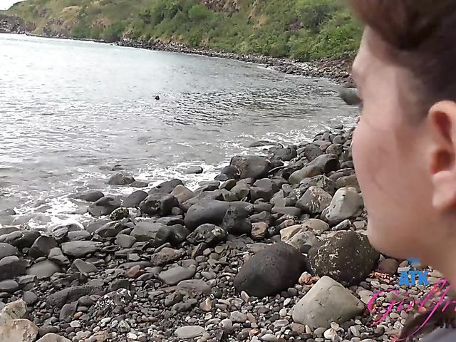 Naughty teen Brooke Haze shows her feet and cunt in the car