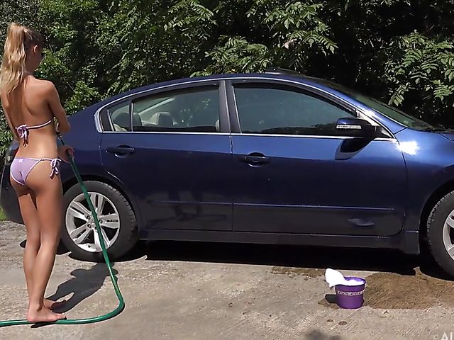 Bottle in pussy and pissing in the sun with skinny Asuna 