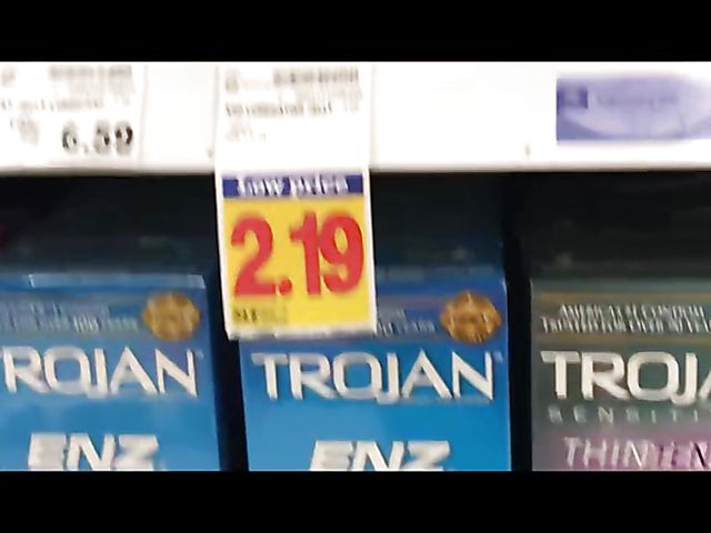 Car masturbation with a thick cucumber