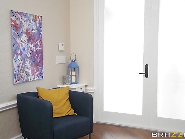 Flexible teen Natalie Brooks gets hard fucked by an older guy