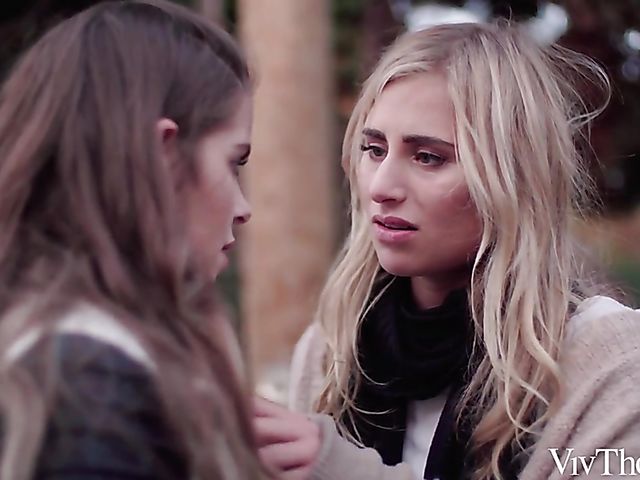 Viv Thomas lesbian scene with Lindsey Cruz and Sarah Smith