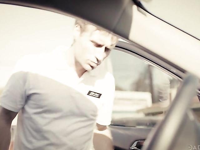 Erica Lauren - Old woman young boy sex session