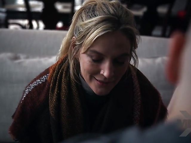 Lingerie MILF Mona Wales gets pounded by Zac Wild