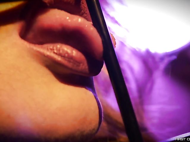 Kinky Krissy Lynn POV banging on a leash