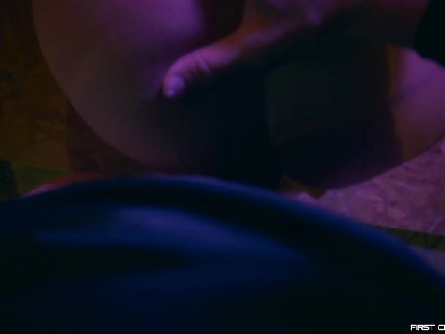 Kinky Krissy Lynn POV banging on a leash